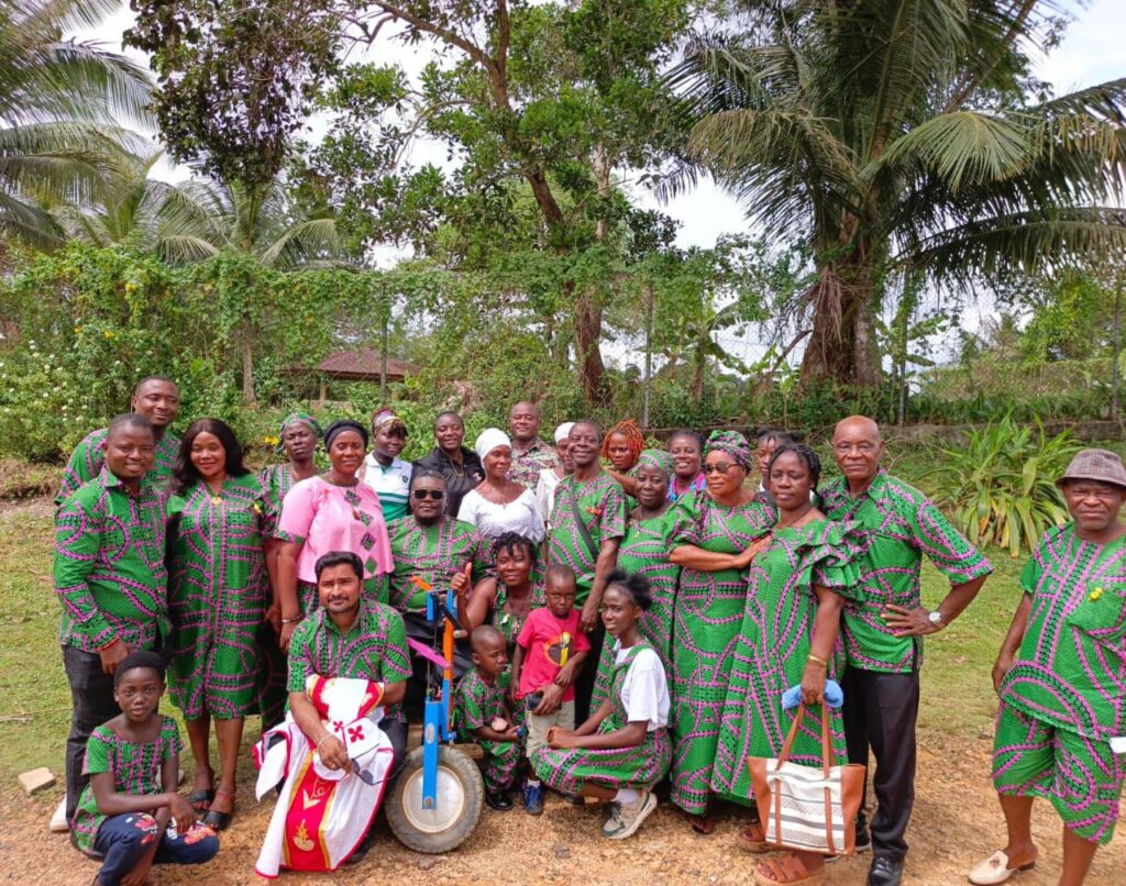Parishoners pose for a group photo.